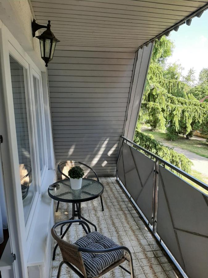 Nikolett Apartman Хайдусобосло Экстерьер фото